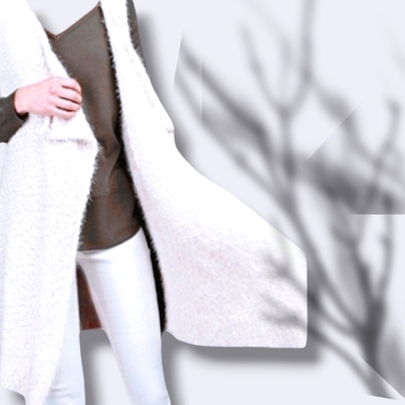 ❄️Super Soft and Cozy Draped Cardigan by Alya - Picture 2 of 11